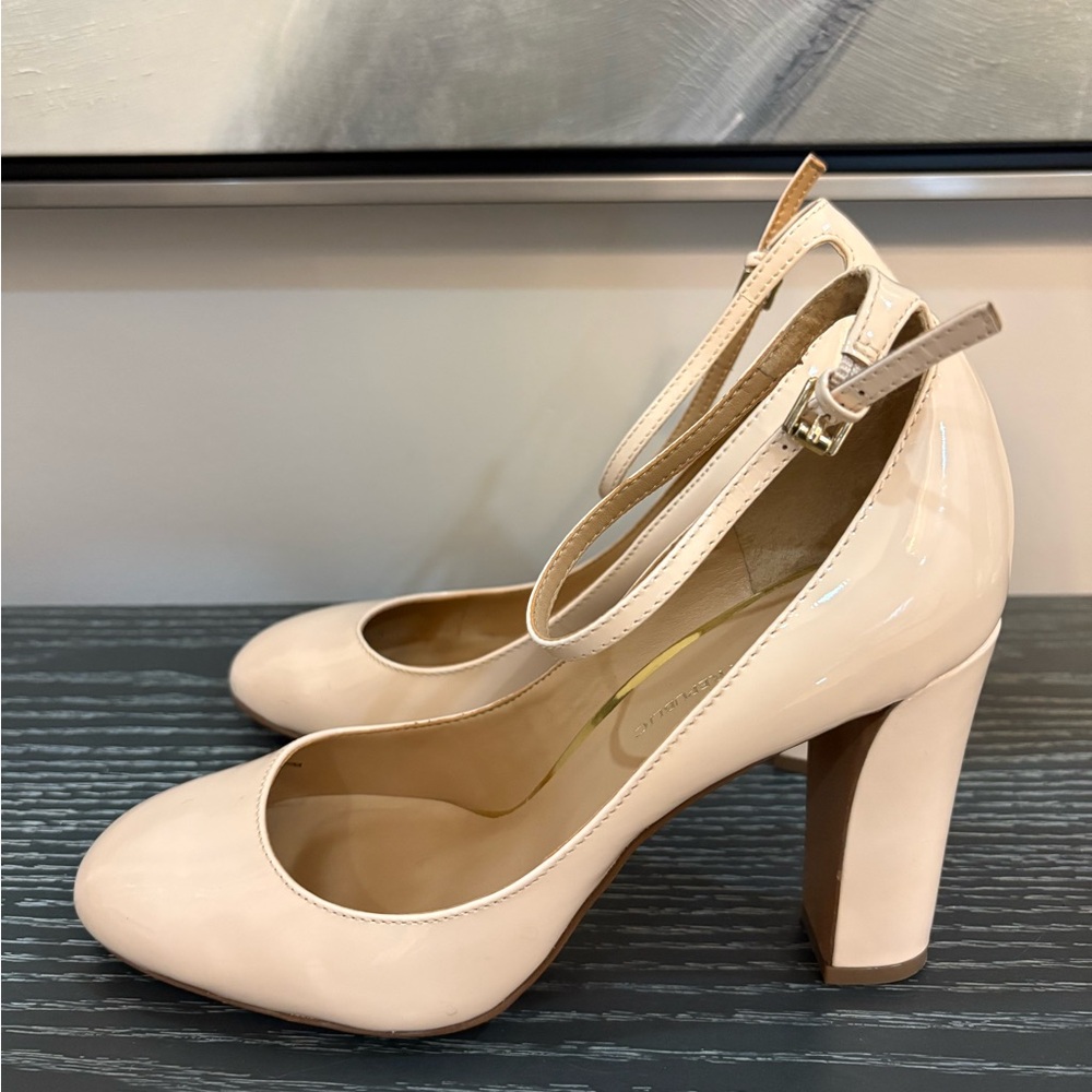 Banana Republic Patent Leather Ankle-Strap Pumps in Light Nude